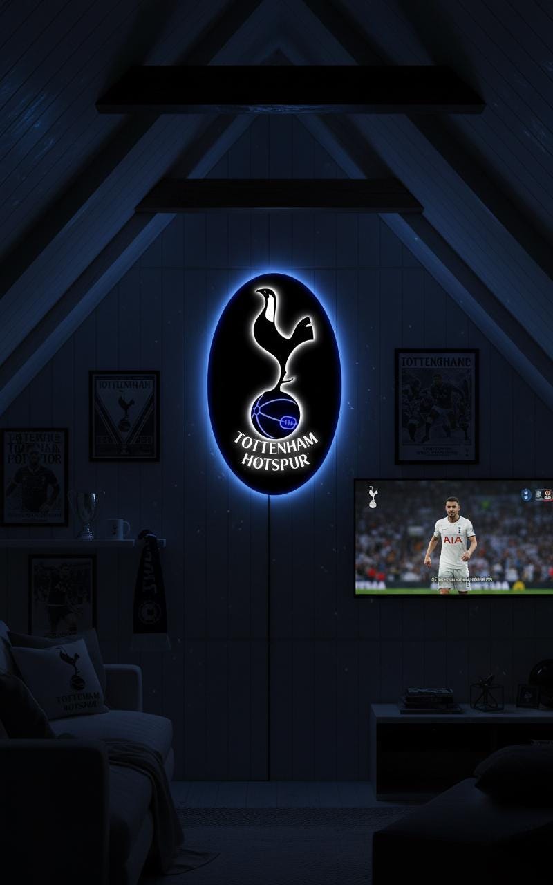 Tottenham Hotspur Wall Art - Official Team Crest - Football Fan Gift
