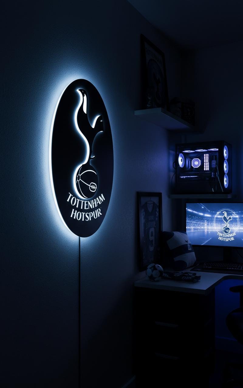 Tottenham Hotspur Wall Art - Official Team Crest - Football Fan Gift